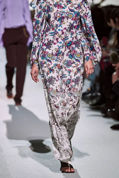 Look 97